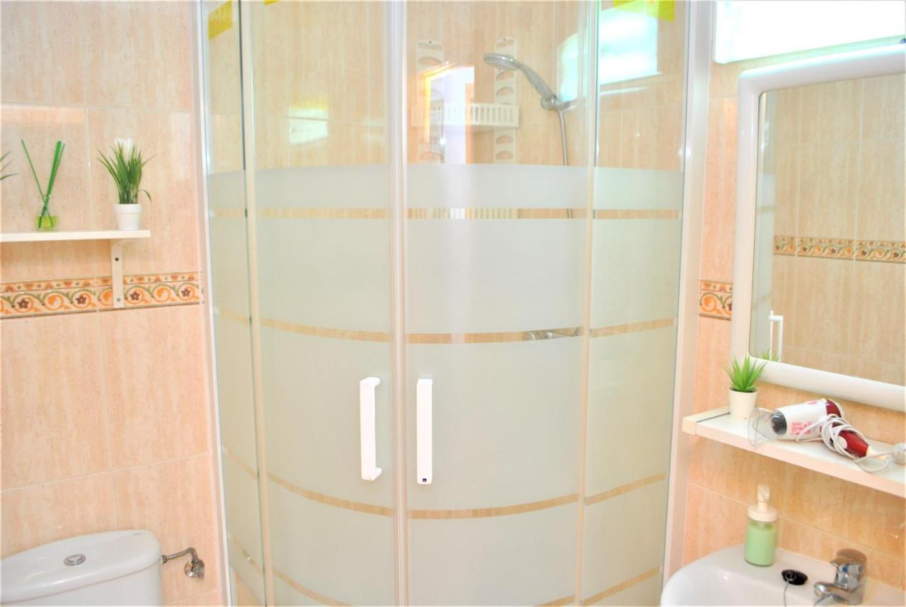 Apartamento Veronica H Малага Экстерьер фото