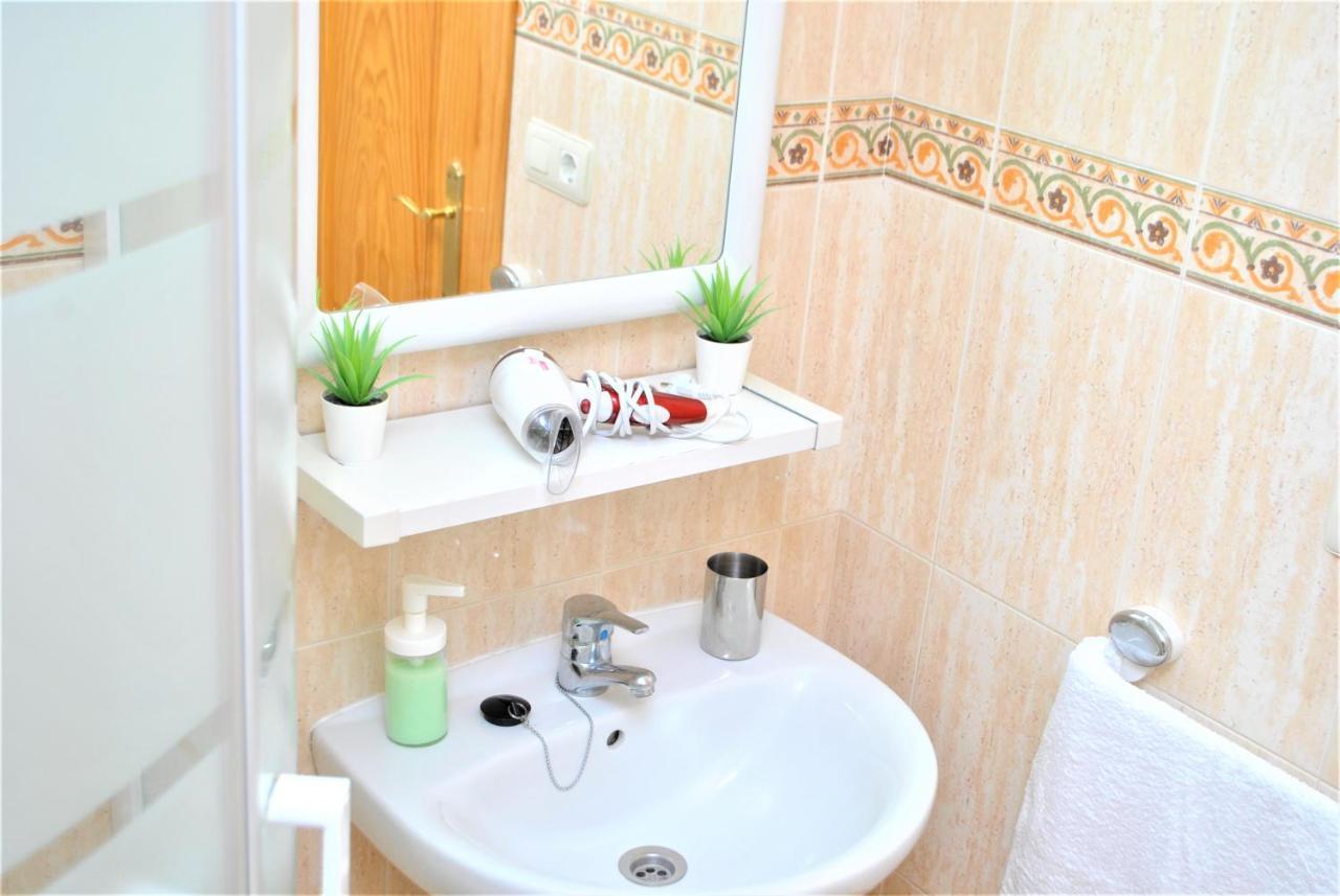 Apartamento Veronica H Малага Экстерьер фото